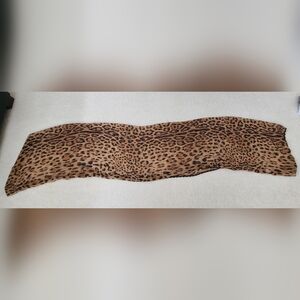 NWOT BEAUTIFUL GAIAM Leopard Print Scarf/Cropped Shawl One Size